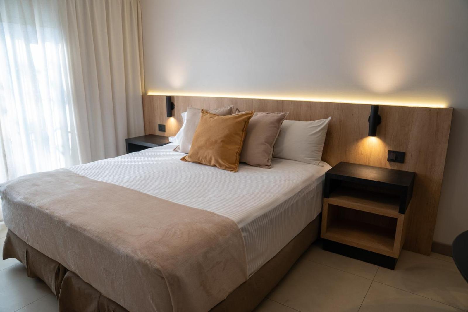 Urbana Suites Mendoza Exterior photo